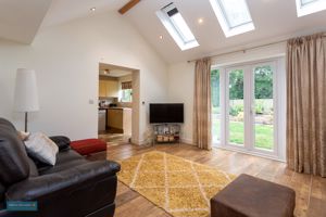 Sitting Room- click for photo gallery